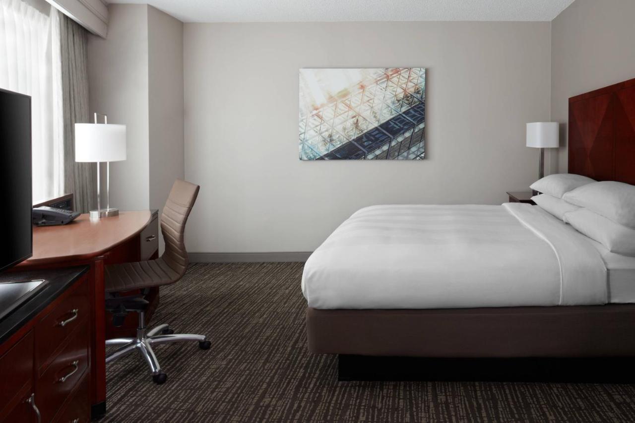 Marriott Downtown At Cf Toronto Eaton Centre Hotel Exterior foto