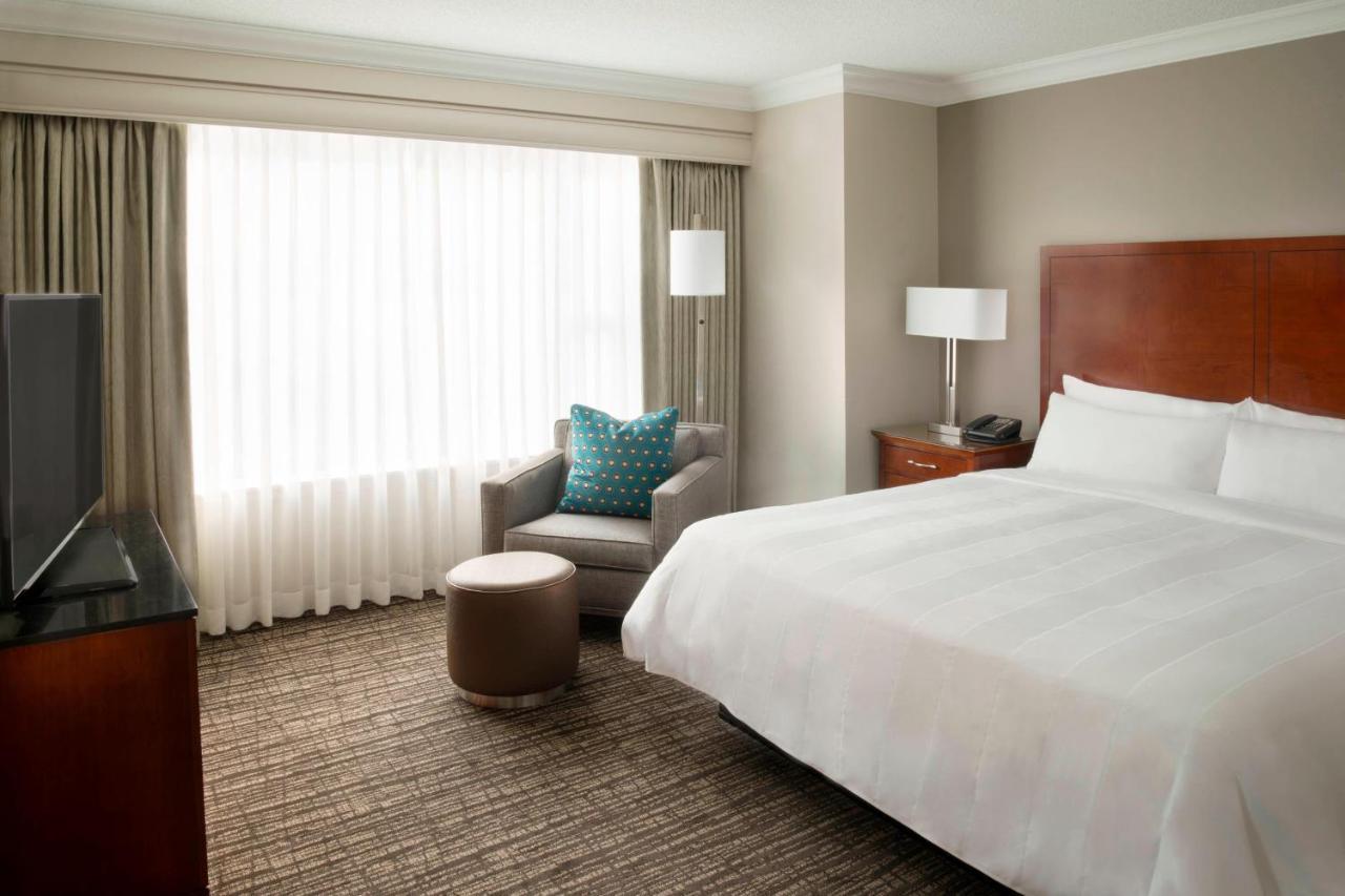 Marriott Downtown At Cf Toronto Eaton Centre Hotel Exterior foto