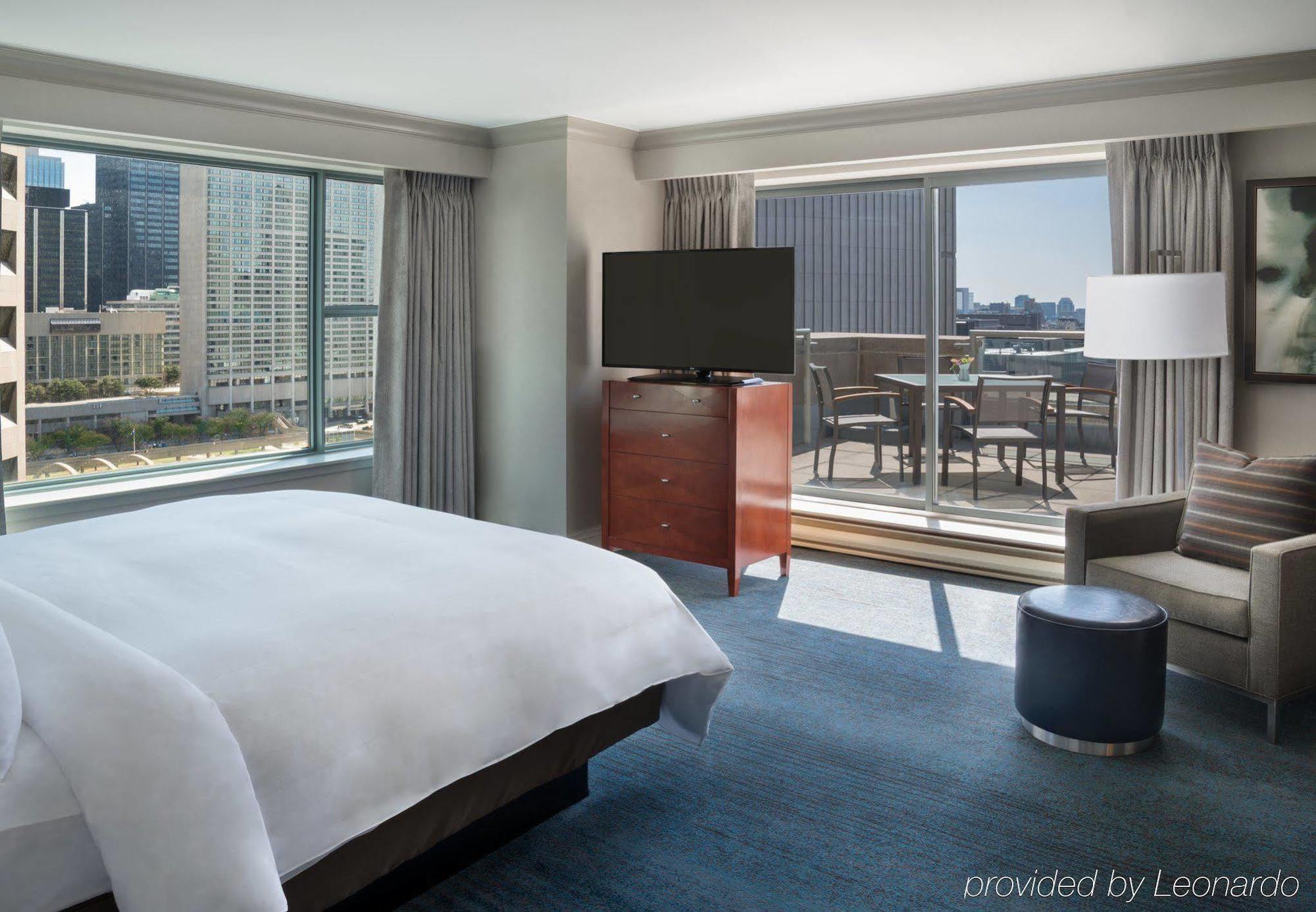 Marriott Downtown At Cf Toronto Eaton Centre Hotel Exterior foto